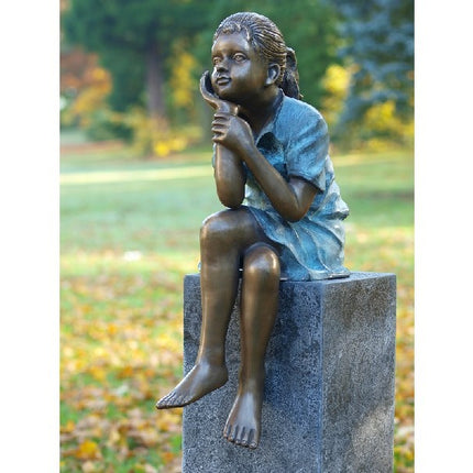 Bronzen beeld Zittend meisje 64x22x30cm