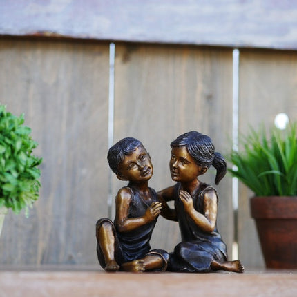 Bronzestatue Lachendes Kinderpaar 13x10x14cm