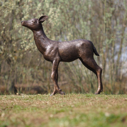Bronzen beeld Hertenkalf 82x27x80cm - Doika - Bronzen beeld - Doika - 5410807040836 - B1408-3