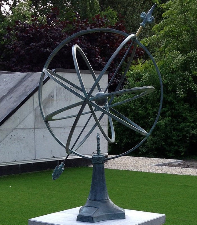Bronzen Zonnewijzer 67 cm. 74x47x47cm - Doika - Zonnewijzer - Doika - 5410807101070 - GA0107BR-V
