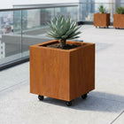 Vierkante cortenstalen plantenbak met wielen 40x40x40 cm - Doika - Plantenbak - Geroba -  - QuadraWH2